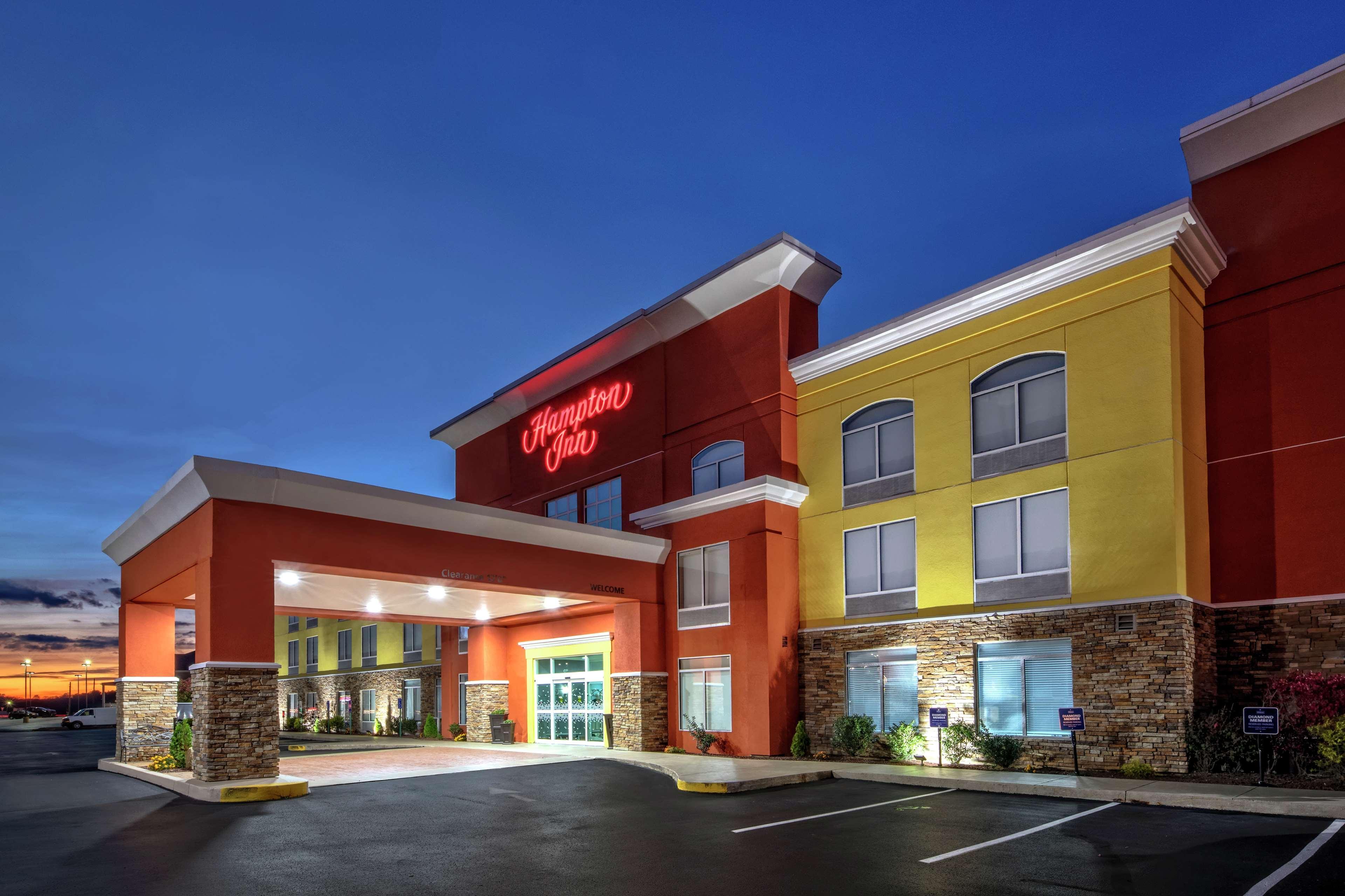 Wingate By Wyndham Latrobe Hotel Exterior photo