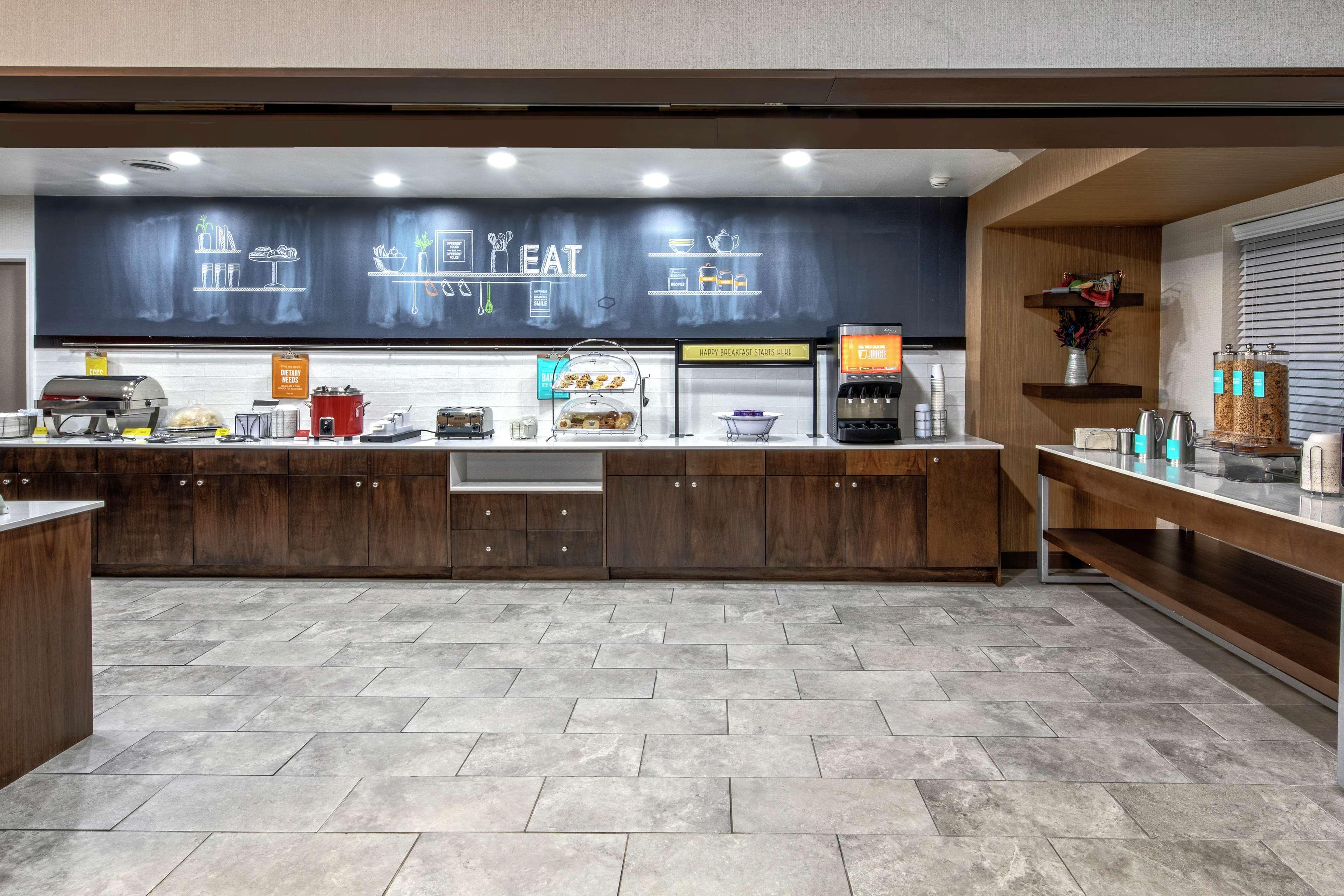 Wingate By Wyndham Latrobe Hotel Exterior photo