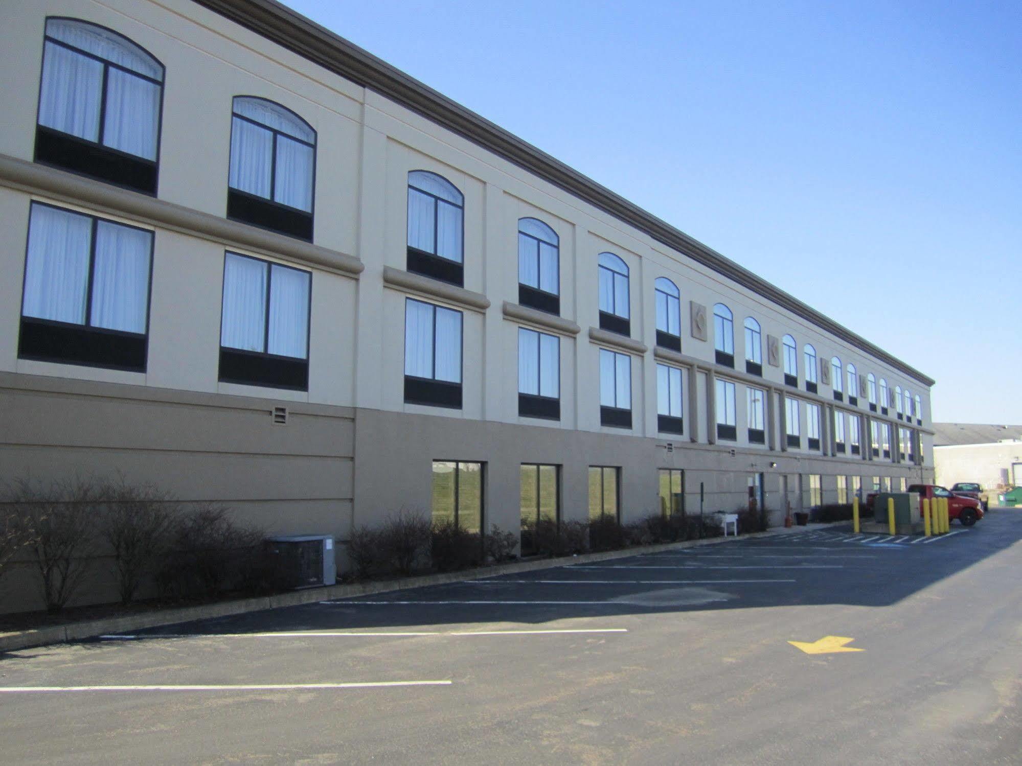 Wingate By Wyndham Latrobe Hotel Exterior photo
